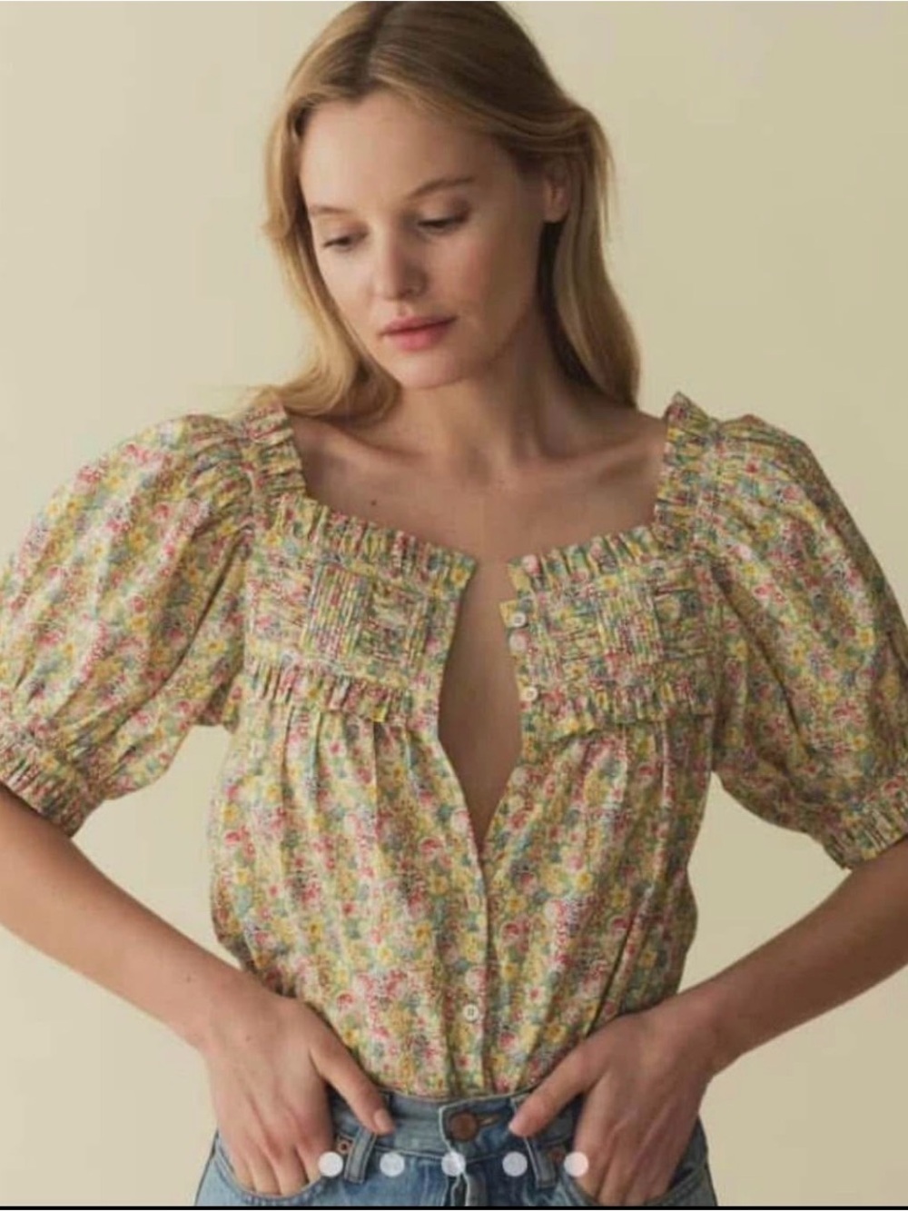 Dôen FARLEY TOP--CHRYSANTHEMUM SKY FLORAL in Size Medium
